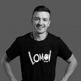 Антон Васильев